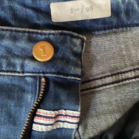 NWT Pilcro Braided Leather Pocket Detail Flare Leg Jeans, 28 - Picture 6 of 15